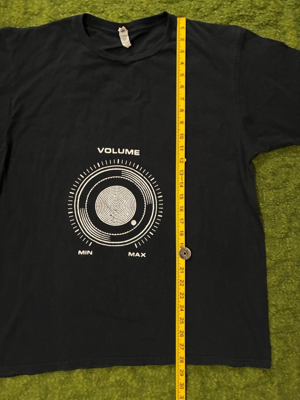 Vintage Anvil Min / Max Volume Tshirt - Picture 7 of 7
